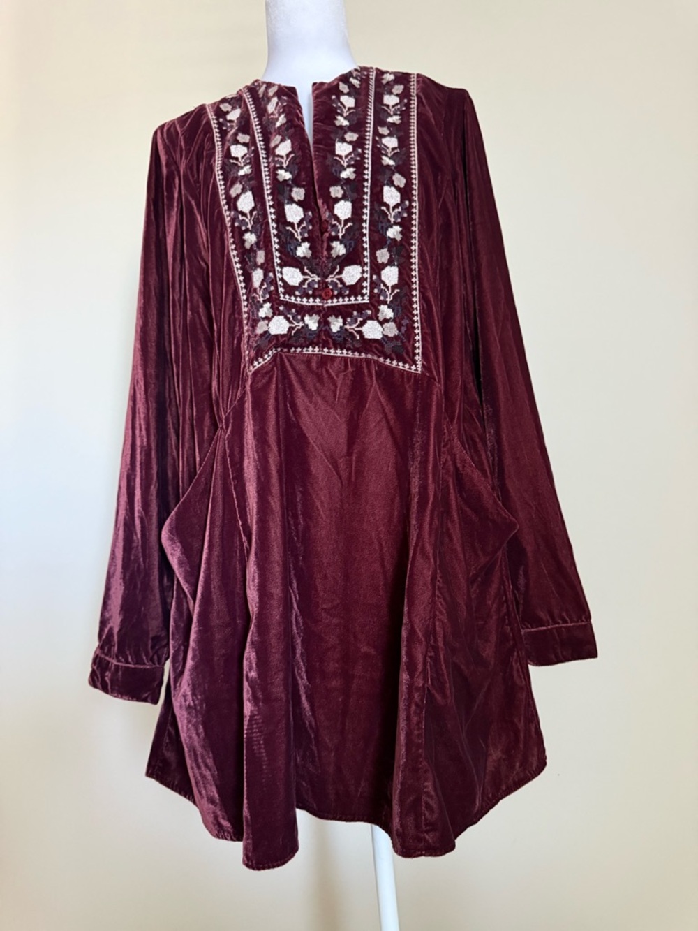 Free People Dusty Rose Velvet Dress size small embroidered flowers